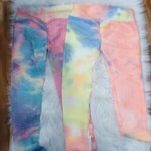 2 stretchy Ruched Butt workout leggings